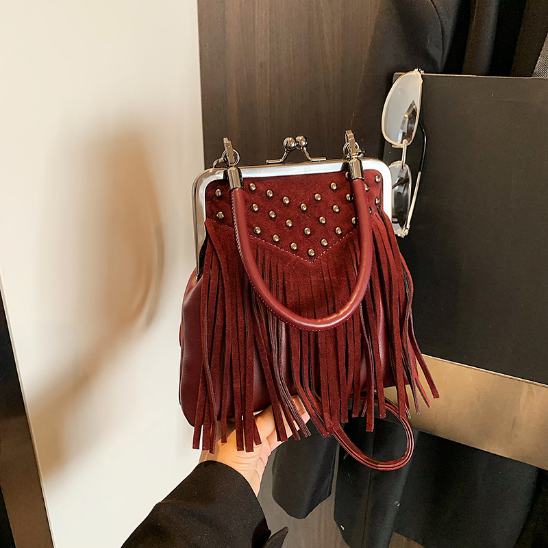 Women'S Bags New Collection - Kadın Modası Perçinli El Çantası Sonbahar